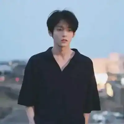 万哲